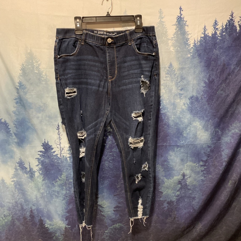 Maurices Jeans Women's Dark Wash Super Hi Rise Skinny Distressed 18W Short